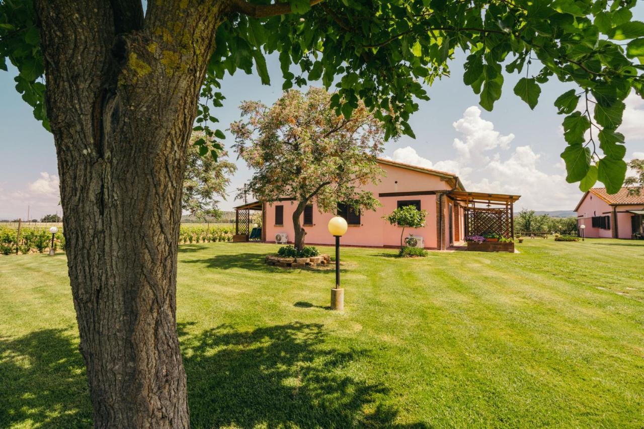 Agriturismo Il Laghetto Γκροσέτο Εξωτερικό φωτογραφία