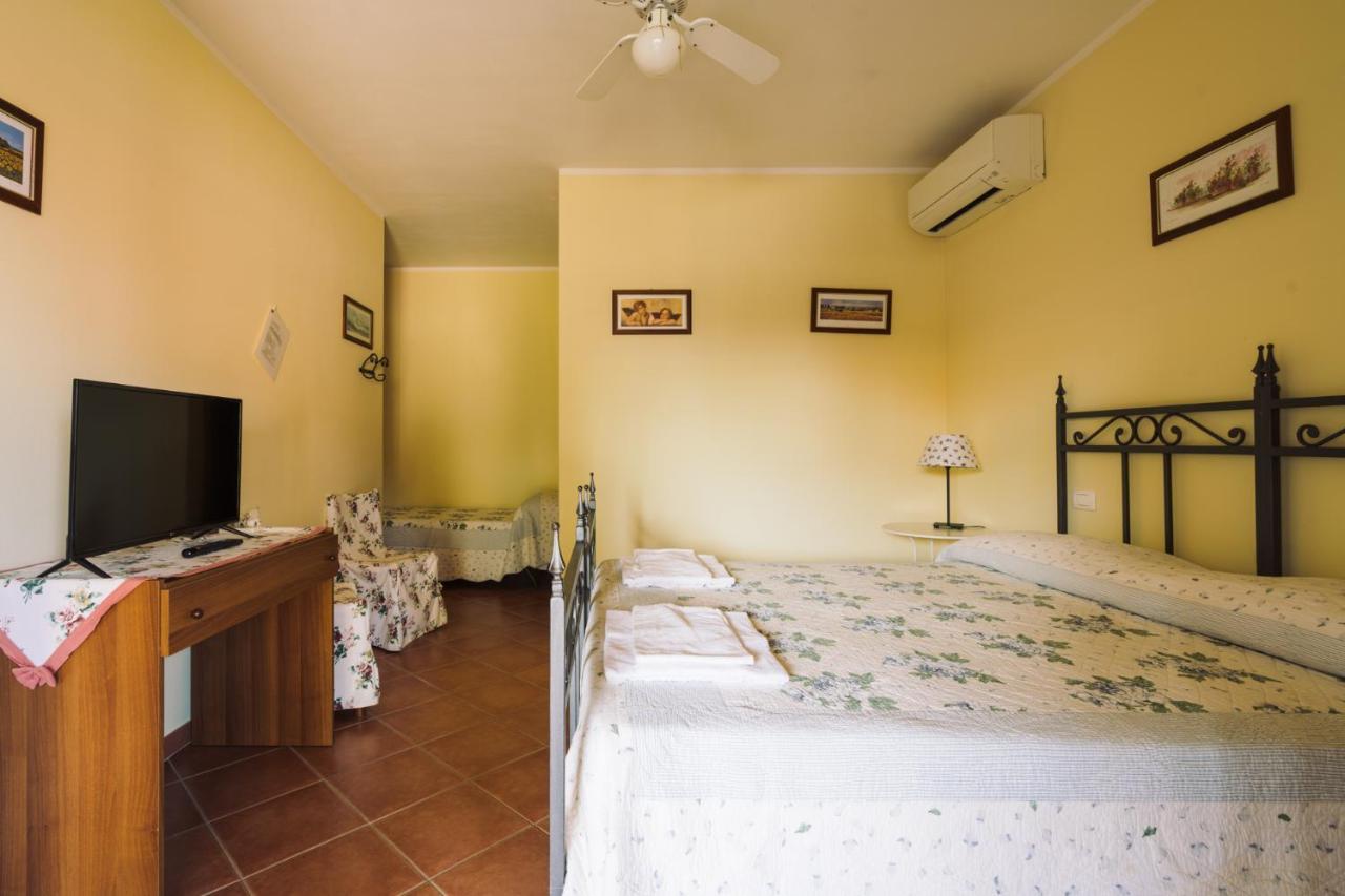 Agriturismo Il Laghetto Γκροσέτο Εξωτερικό φωτογραφία